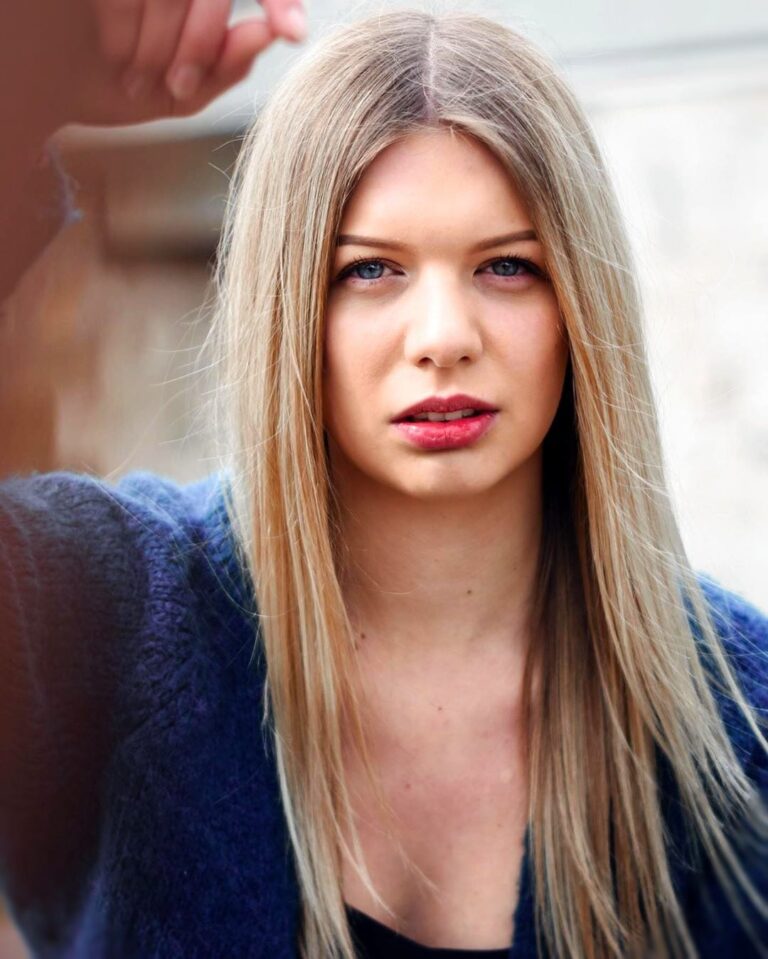 Bebek Sarısı Saç Rengi Ombre Röfle ve Tüm Detaylar Saç Rehberi